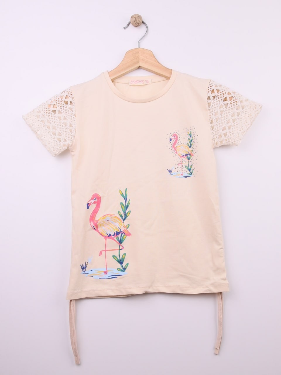 The Nile Luxuries cream cotton t-shirt with flamingo graphic and lace sleeves
